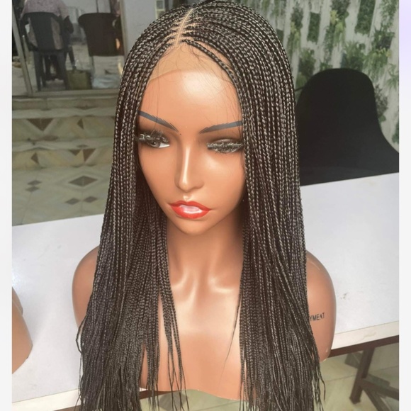 Braided wig - Picture 3 of 3